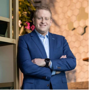 皇家加勒比集团公布2025年第三季度财报，上调全年指导目标并发布全新专属目的地